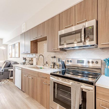 Upscale Modern Apts - Free Parking, Fast Wifi, Courtyard Apartman Austin Kültér fotó